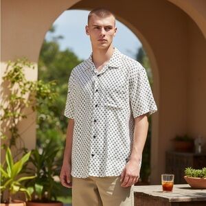 CRWTH Skull Design Button Down Men XL